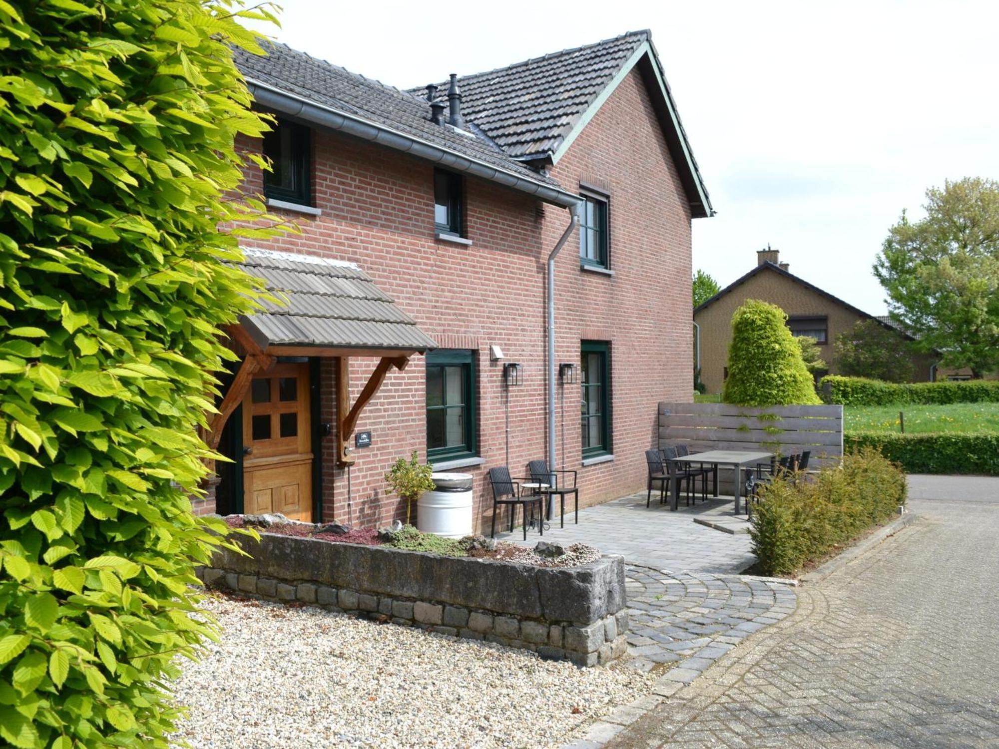 הוילה Klimmen Attractive Farmhouse In South Limburg With Terrace מראה חיצוני תמונה